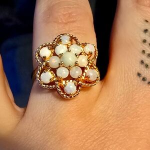 EUC vintage 1920s opal cluster ring 14k yellow gold one owner size 8.5